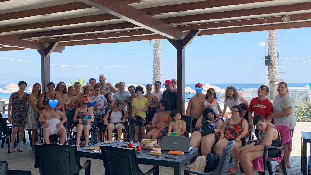Lezione di Musicoterapia on the beach in collaborazione con UICI - gocce nel deserto