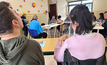 Articolo sul Lab. Tattile-Sensoriale tenuto per i ragazzi e le ragazze di Gocce nel Deserto dall'Educatrice professionale dott.ssa Carla Straface