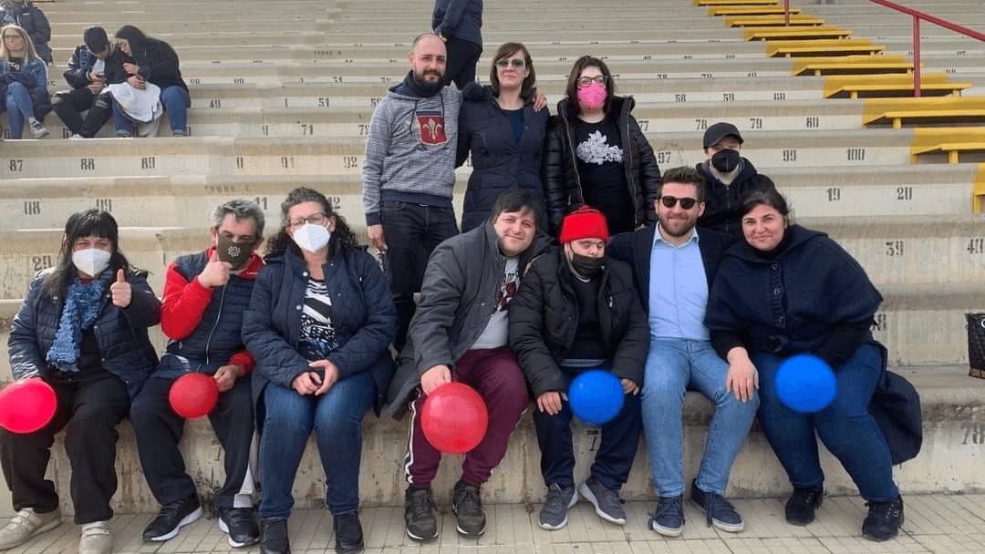 L’ASD ROSSANESE under19 parla della partecipazione di Gocce nel Deserto alla partita - gocce nel deserto